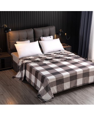 New Arrival Coral Fleece Plaid Striped Blanket Home Decorative Modern Thicken Printed Flannel Blanket