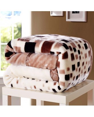 Best Sale Stock Super Soft Thick Fleece Blankets 100% Polyester Mink Moving Throw Blanket for Home Decor